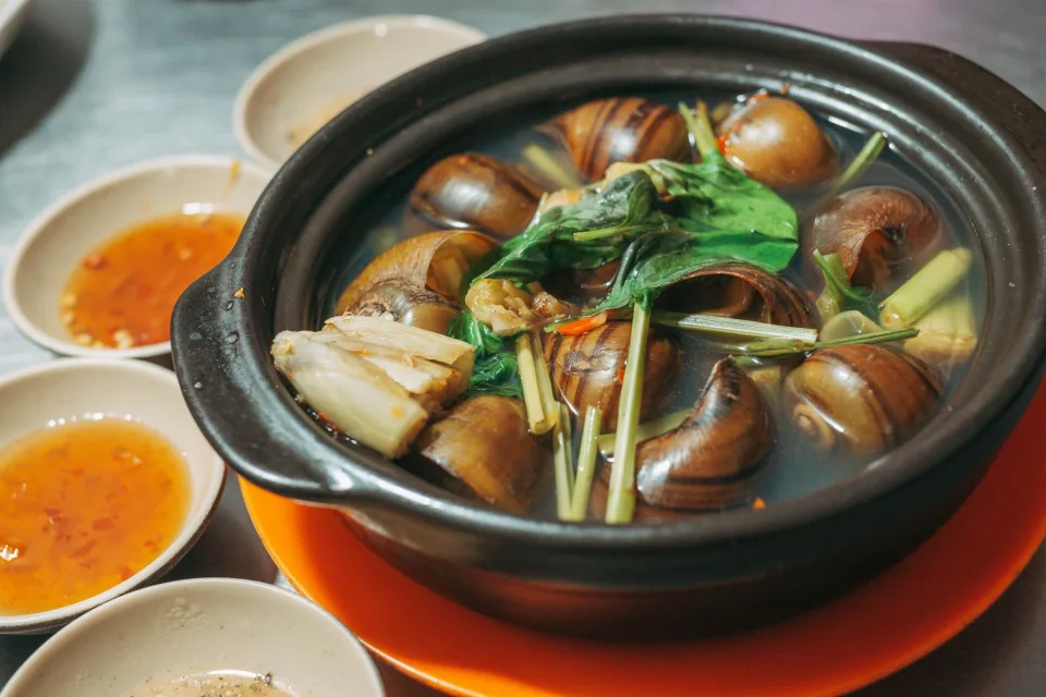 Quầy bếp